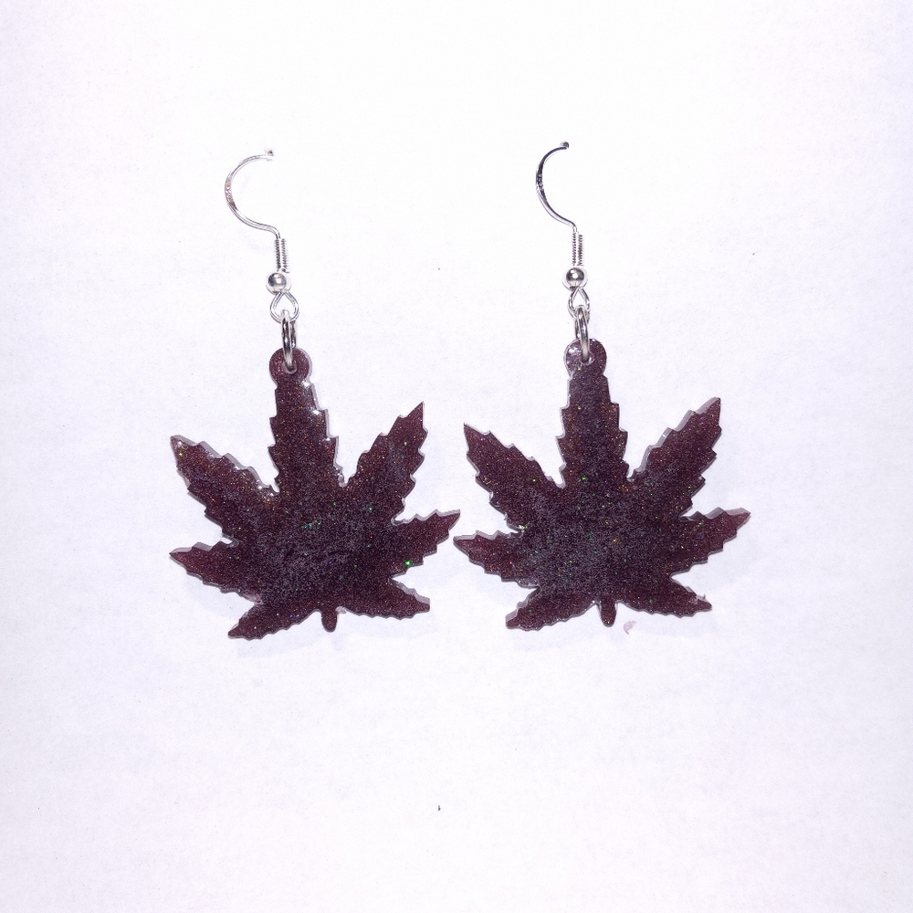 Dark purple leaf earrings